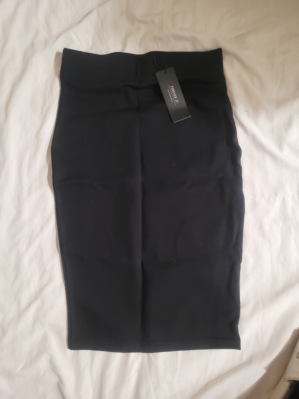 Seamless Black Pencil Skirt - Brand: Unknown